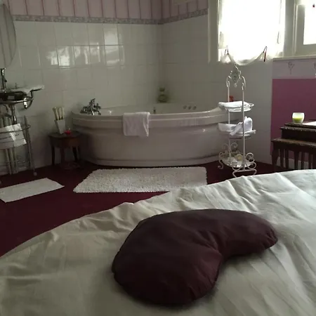 מלון Joly Armentières